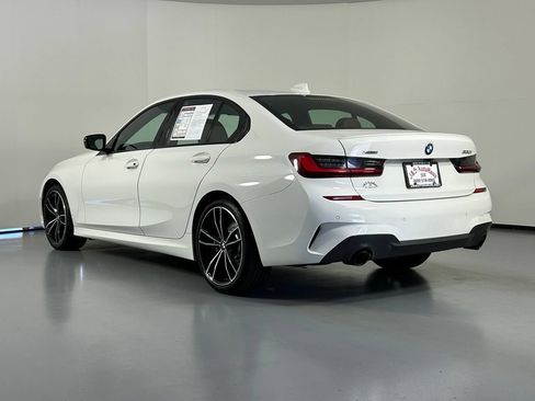 Used 2022 BMW 330i xDrive Sedan w/ M Sport Package AWD/4WD image 5