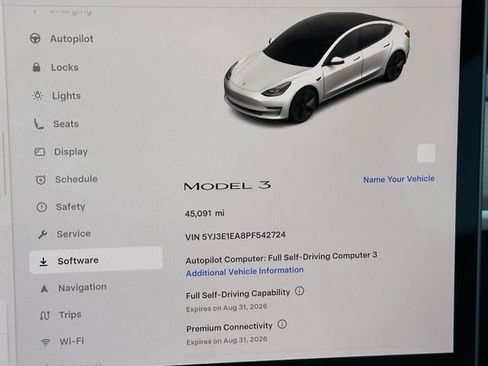 Used 2023 Tesla Model 3 Standard Range RWD image 15