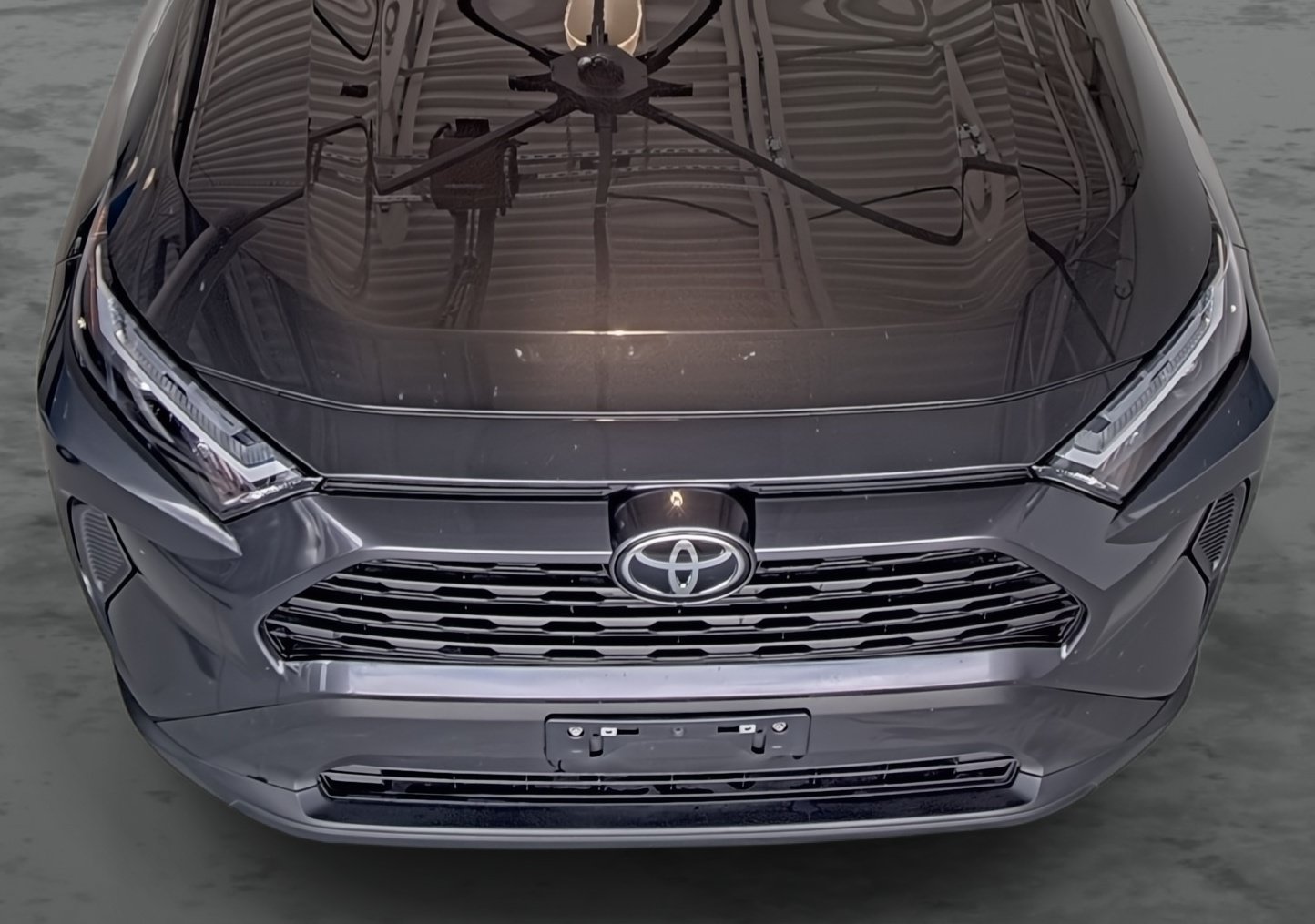 Used 2025 Toyota RAV4 LE AWD/4WD image 18