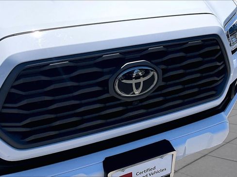 Certified 2023 Toyota Tacoma TRD Sport w/ Advanced Technology Package AWD/4WD image 29