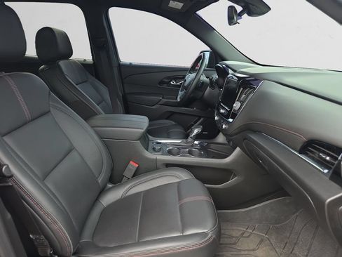 Used 2023 Chevrolet Traverse RS w/ LPO, Floor Liner Package AWD/4WD image 16