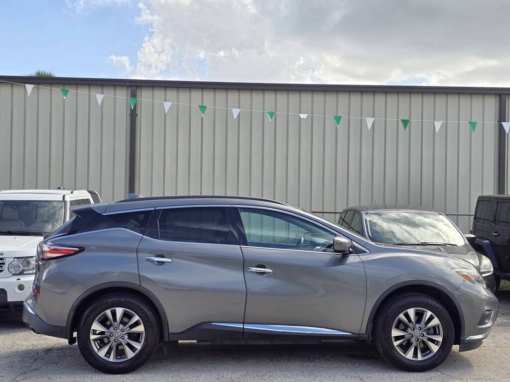 Used 2018 Nissan Murano SV AWD/4WD image 6