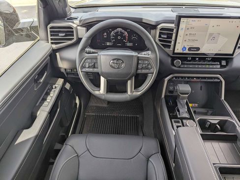 New 2026 Toyota Tundra Limited AWD/4WD image 16