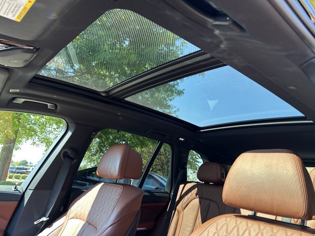 Used 2021 BMW X5 M50i w/ Executive Package AWD/4WD image 17