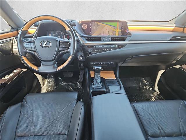 Used 2020 Lexus ES 350 Ultra Luxury FWD image 19