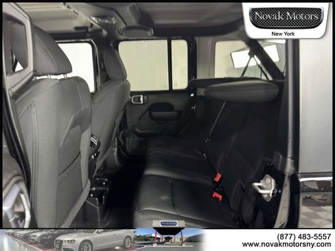 Used 2023 Jeep Wrangler Sport S image 11