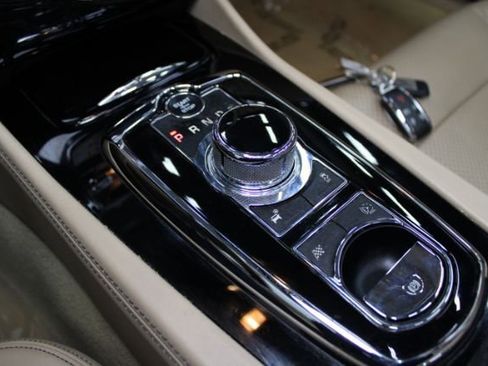 Used 2014 Jaguar XK Convertible image 16