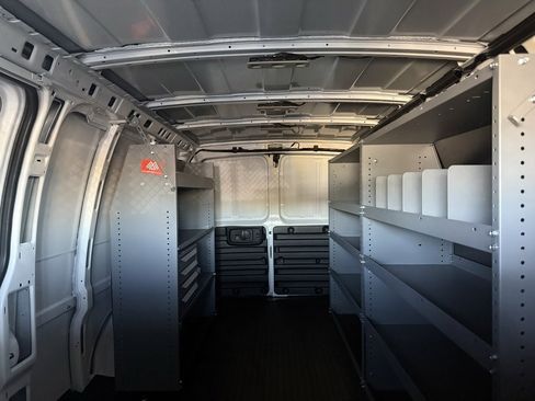 New 2025 Chevrolet Express 3500 Extended w/ Driver Convenience Package image 31