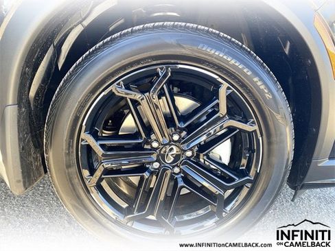 New 2026 INFINITI QX60 Luxe image 9