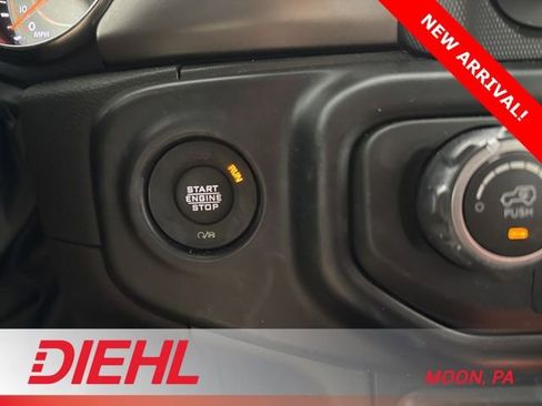 Used 2021 Jeep Wrangler Unlimited Sport image 24