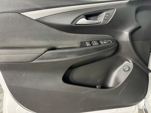 Used 2024 Buick Envista Avenir image 41