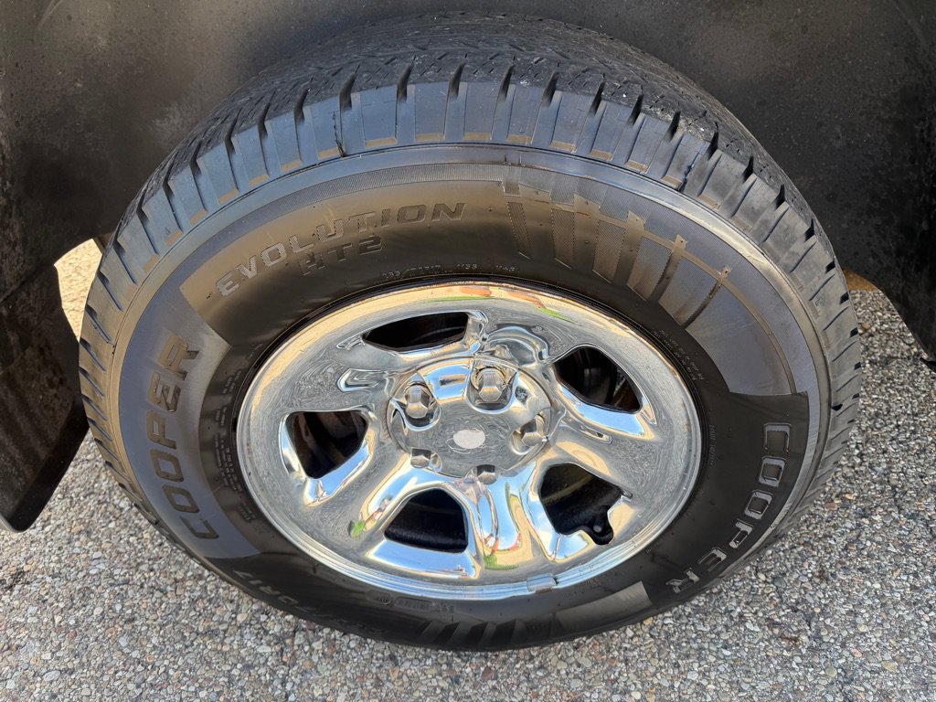 Used 2011 RAM 1500 ST w/ ST Popular Equipment Group AWD/4WD image 18