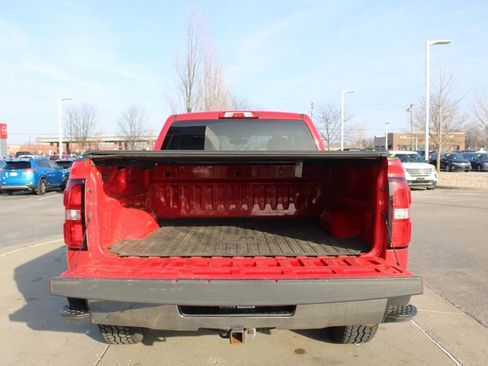 Used 2018 GMC Sierra 1500 SLE w/ SLE Value Package image 10