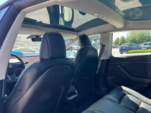 Used 2021 Tesla Model 3 Standard Range Plus RWD image 11