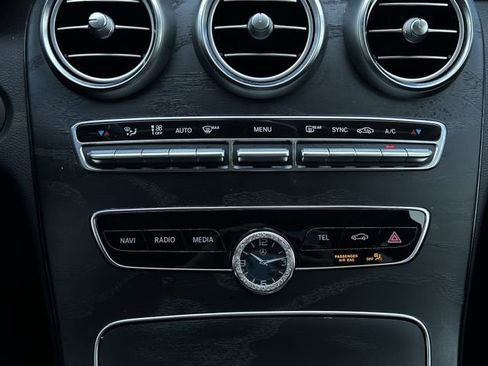 Used 2019 Mercedes-Benz C 300 Sedan image 21