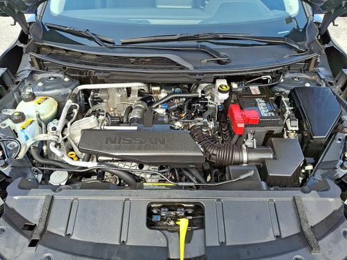 Certified 2025 Nissan Rogue S AWD/4WD image 27
