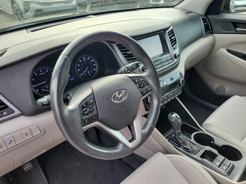 Used 2018 Hyundai Tucson Sport image 22