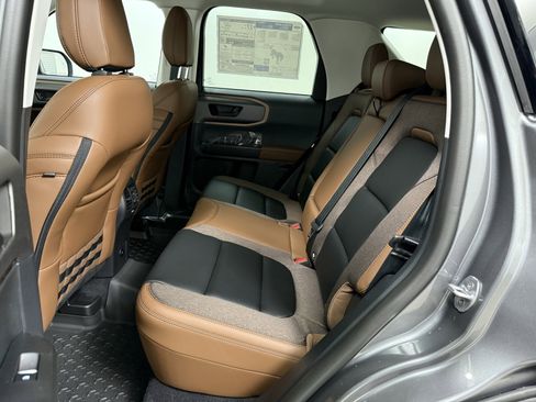 New 2025 Ford Bronco Sport Outer Banks image 17