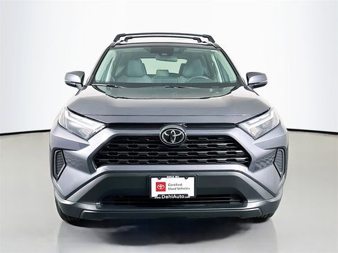 Used 2025 Toyota RAV4 XLE image 3