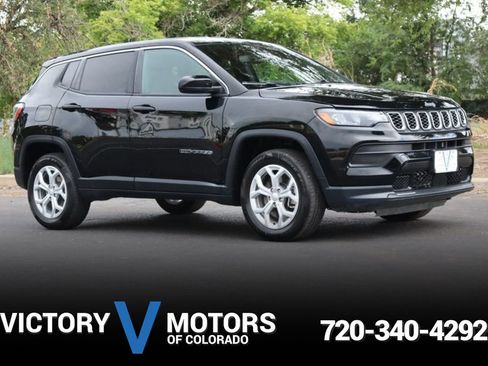 Used 2024 Jeep Compass Sport AWD/4WD image 1
