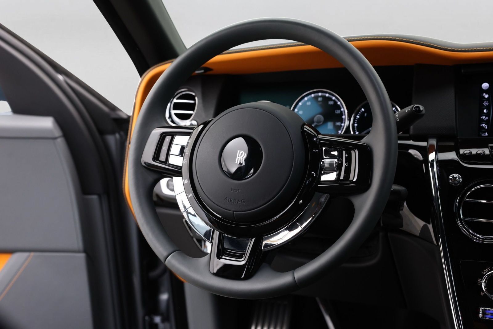 Certified 2023 Rolls-Royce Cullinan w/ Cullinan Package AWD/4WD image 20