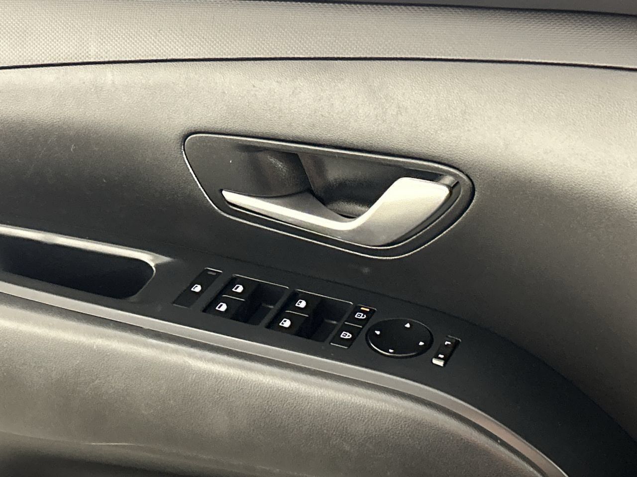 Used 2025 Hyundai Tucson SEL AWD/4WD image 19