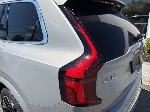 Used 2025 Volvo XC90 B6 Plus AWD/4WD image 11