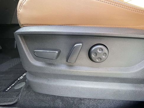 New 2026 INFINITI QX80 Luxe w/ Cargo Package image 17