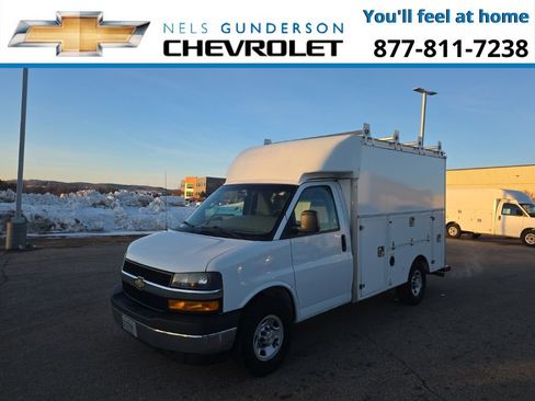 Used 2021 Chevrolet Express 3500 w/ Power Convenience Package RWD image 2