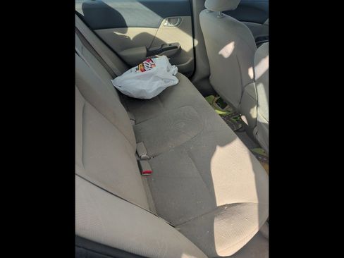 Used 2012 Honda Civic LX image 5