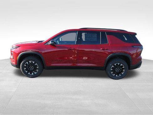 New 2026 Chevrolet Traverse Z71 w/ LPO, Floor Liner Package image 2