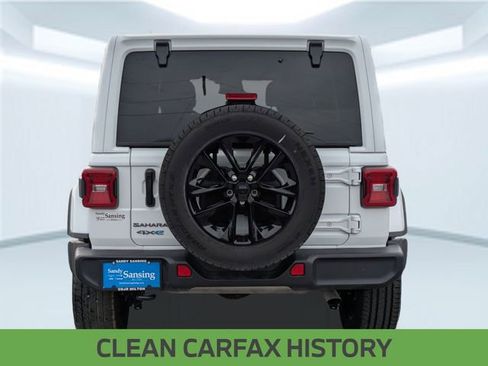 Used 2025 Jeep Wrangler Unlimited Sahara image 4