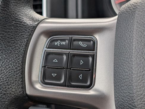 Used 2022 RAM 1500 Classic SLT RWD image 23