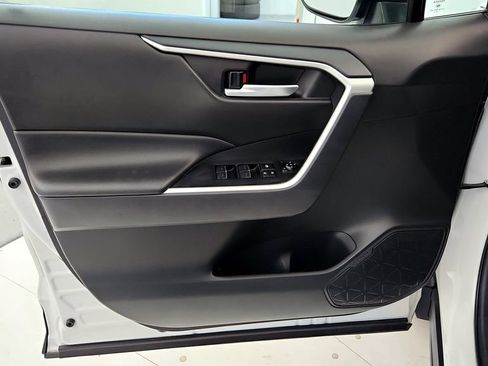 Certified 2025 Toyota RAV4 XLE AWD/4WD image 22