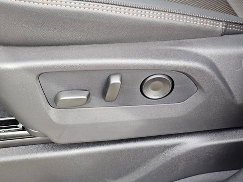 New 2026 Chevrolet Tahoe High Country image 36