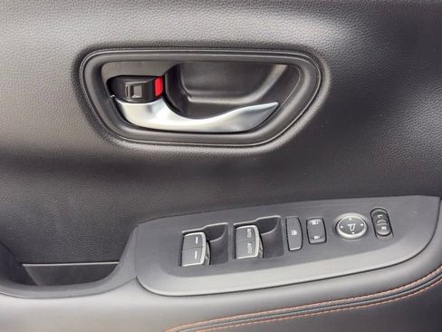 Used 2025 Honda HR-V Sport image 29