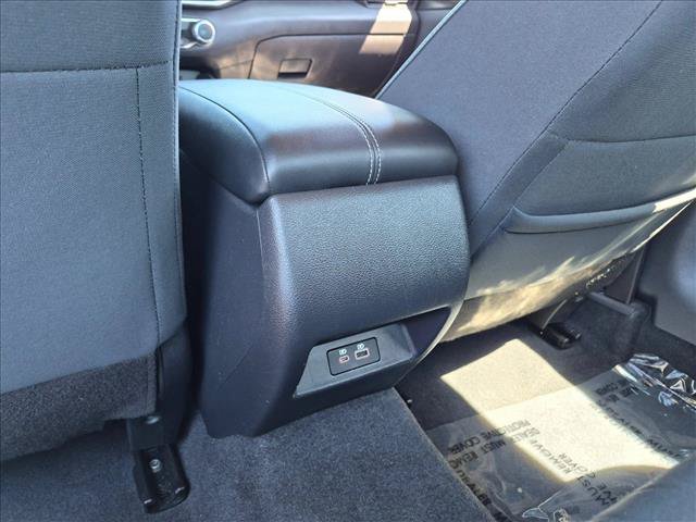Used 2025 Nissan Altima 2.5 SV FWD image 23