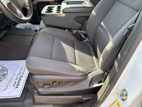 Used 2018 Chevrolet Silverado 1500 LT w/ All Star Edition AWD/4WD image 9