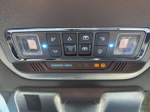 Used 2025 Ford F450 Lariat w/ FX4 Off-Road Package image 29