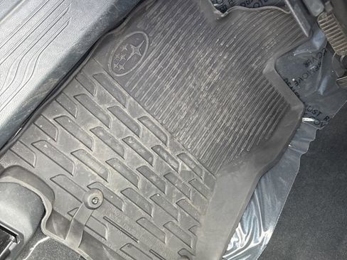 Used 2022 Subaru Outback Premium image 19