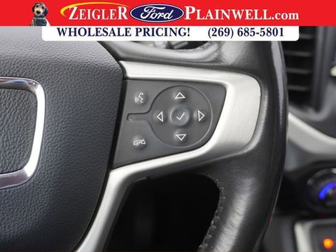 Used 2021 GMC Acadia SLT w/ LPO, Cargo Package image 30