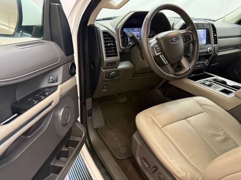 Used 2020 Ford Expedition XLT w/ Equipment Group 202A image 14