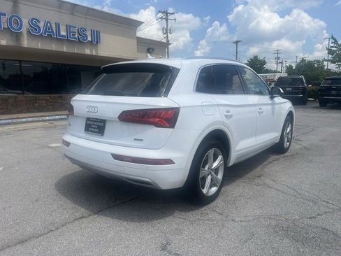 Used 2020 Audi Q5 2.0T Premium w/ Convenience Package image 6