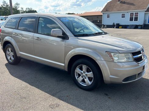 Used 2009 Dodge Journey SXT w/ Flexible Seating Group image 8