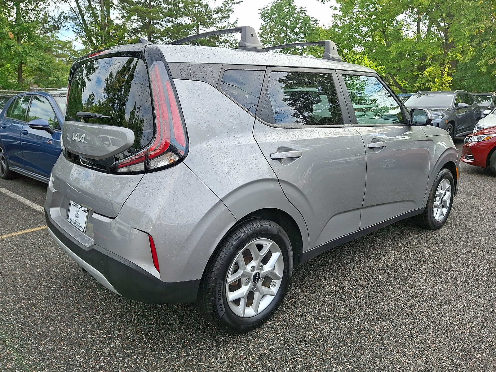 Used 2023 Kia Soul LX w/ LX Technology Package FWD image 6