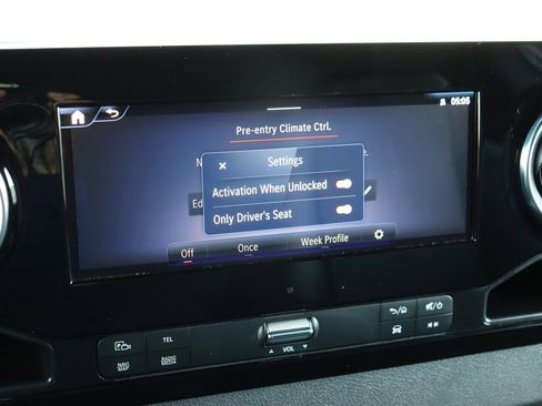 Used 2024 Mercedes-Benz eSprinter 170 Cargo image 29