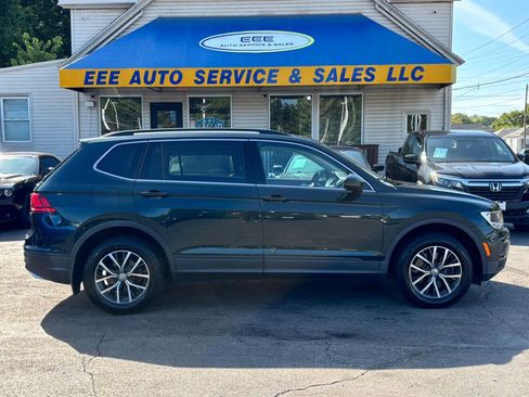 Used 2019 Volkswagen Tiguan SE image 1