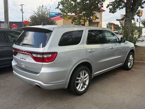 Used 2025 Dodge Durango GT AWD/4WD image 4