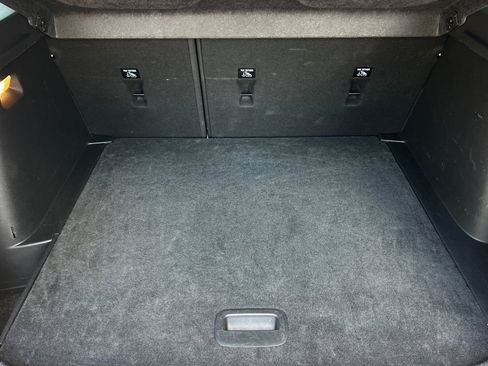 Used 2025 Chevrolet Trax LT w/ LT Convenience Package image 15