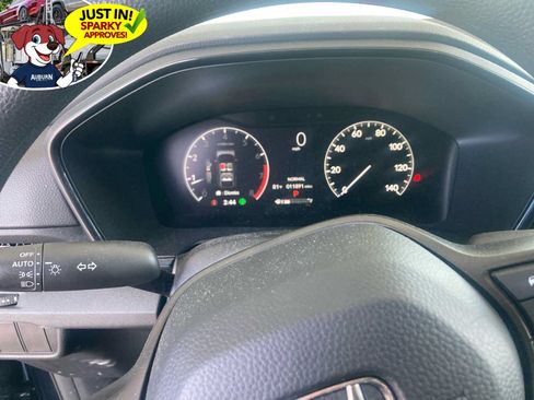 Used 2025 Honda CR-V LX image 1